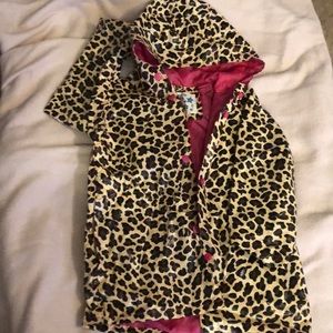New little girls raincoat size 3t nwot